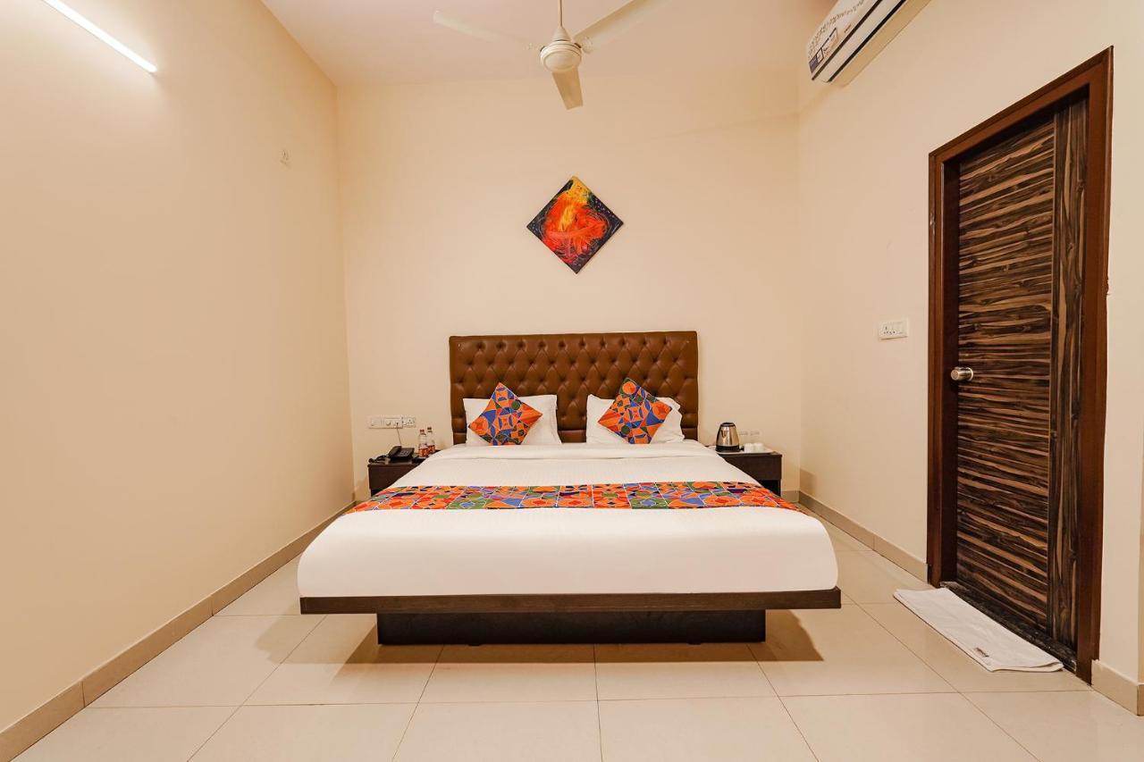 Fabhotel Leela Park Bangalore Exterior photo