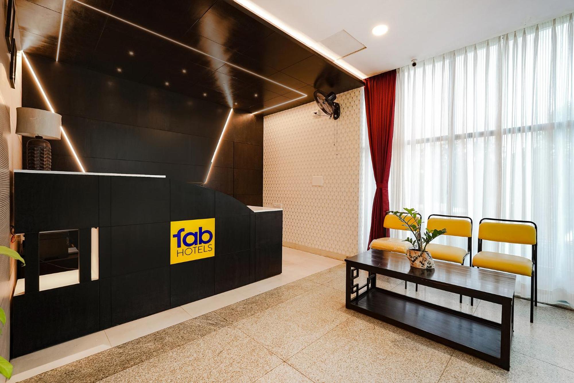 Fabhotel Leela Park Bangalore Exterior photo