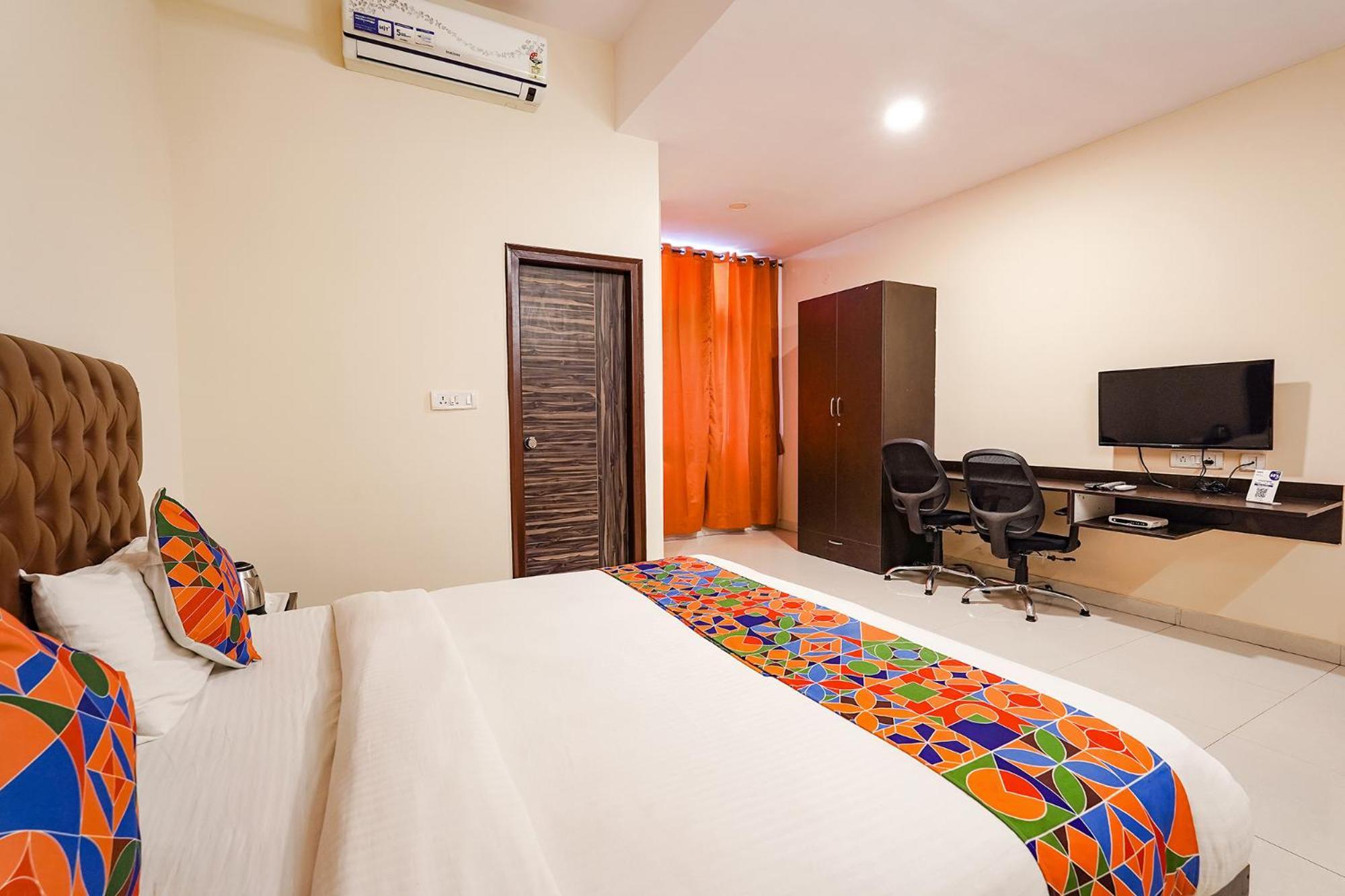 Fabhotel Leela Park Bangalore Exterior photo
